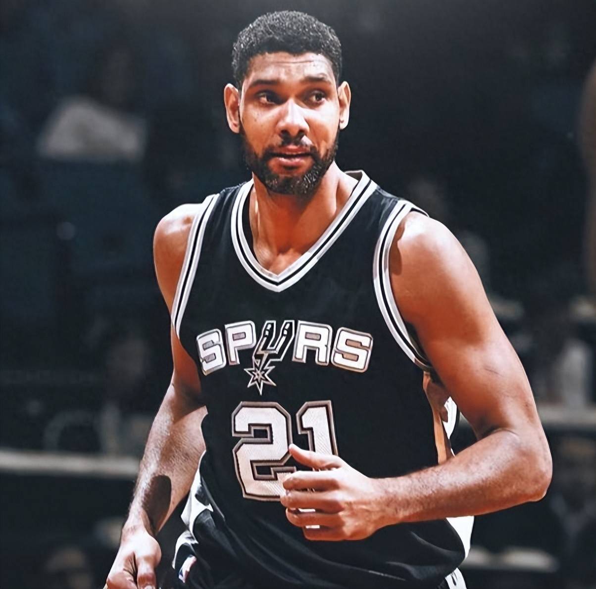 何人并付费 何人并付费