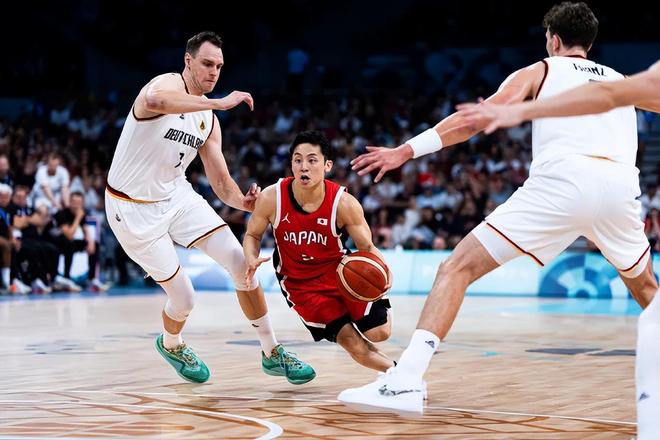 前的点状关 前的点状关